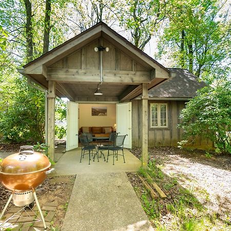 Love Ridge Mountain Lodging Lyndhurst Buitenkant foto
