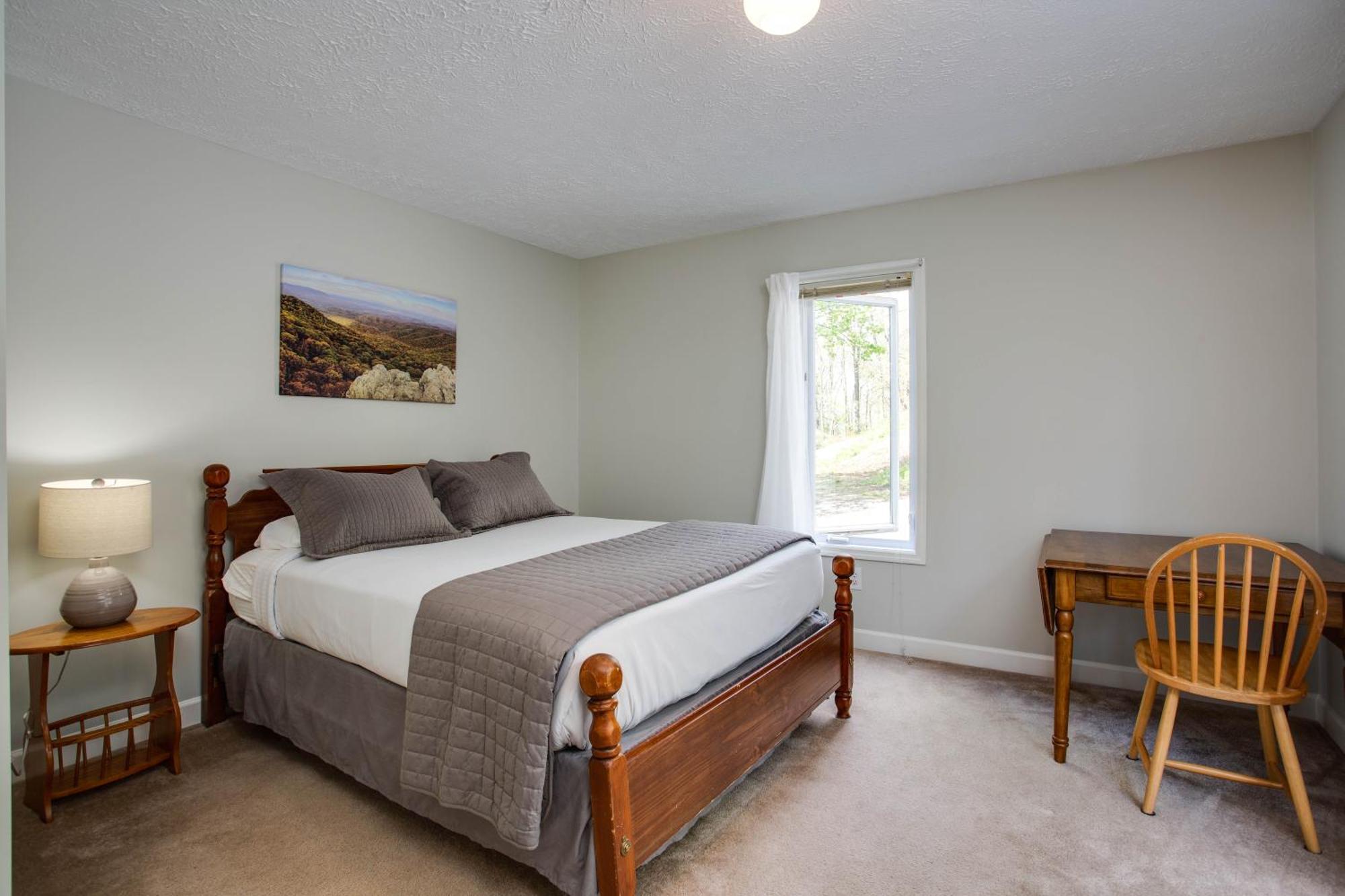 Love Ridge Mountain Lodging Lyndhurst Buitenkant foto