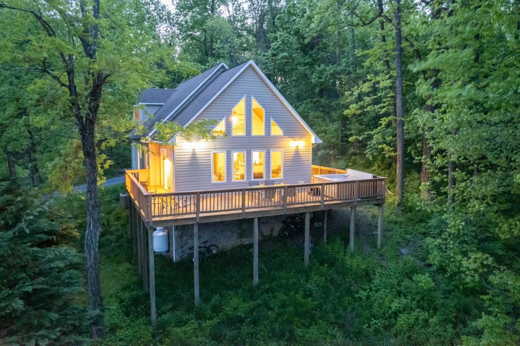 Love Ridge Mountain Lodging Lyndhurst Buitenkant foto