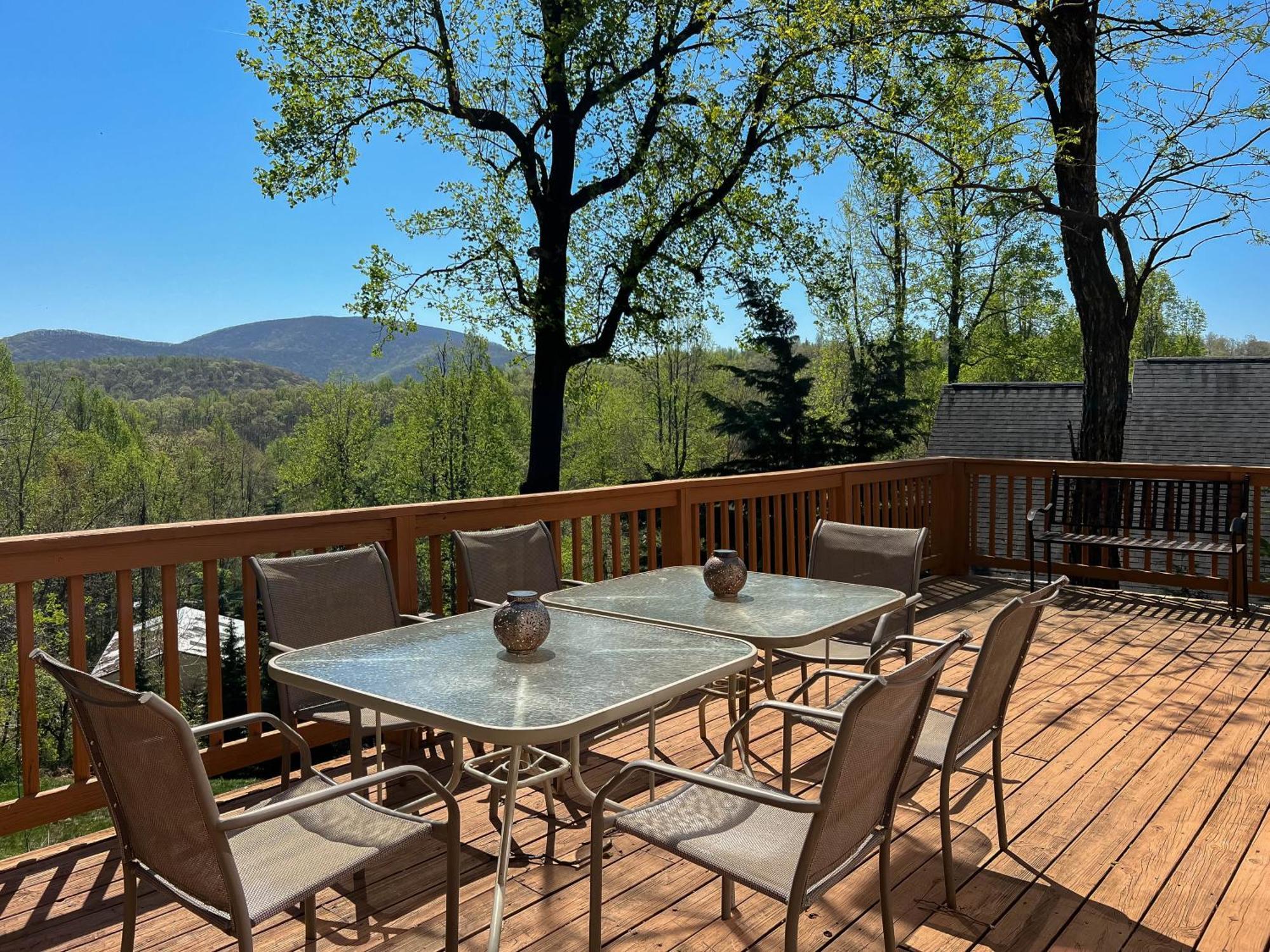 Love Ridge Mountain Lodging Lyndhurst Buitenkant foto