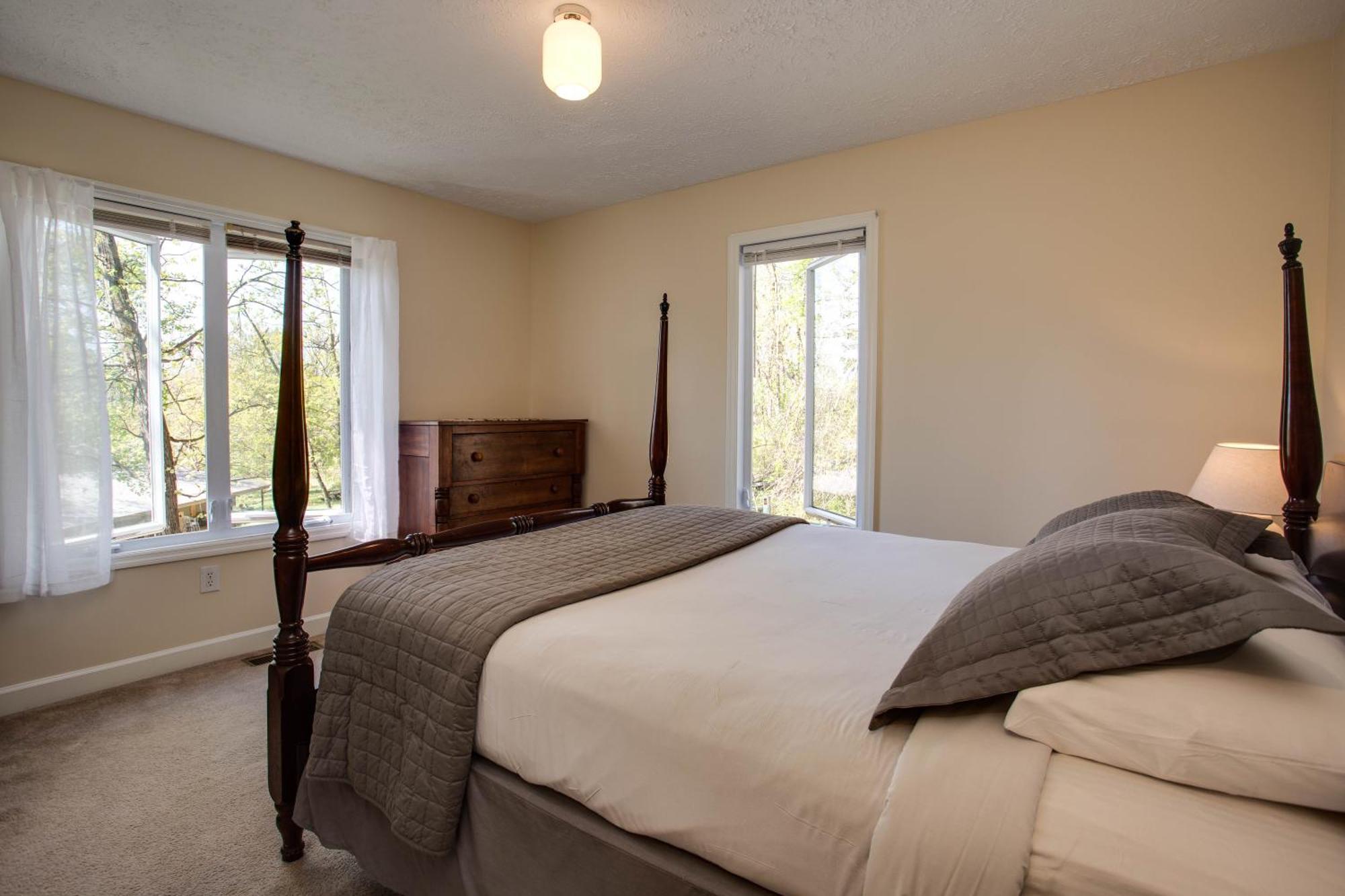 Love Ridge Mountain Lodging Lyndhurst Buitenkant foto